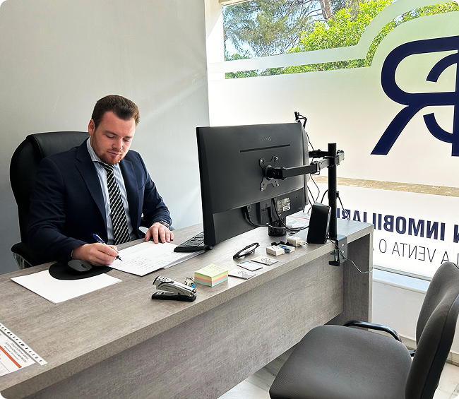 cr 7 1 - CR Solucion inmobiliaria